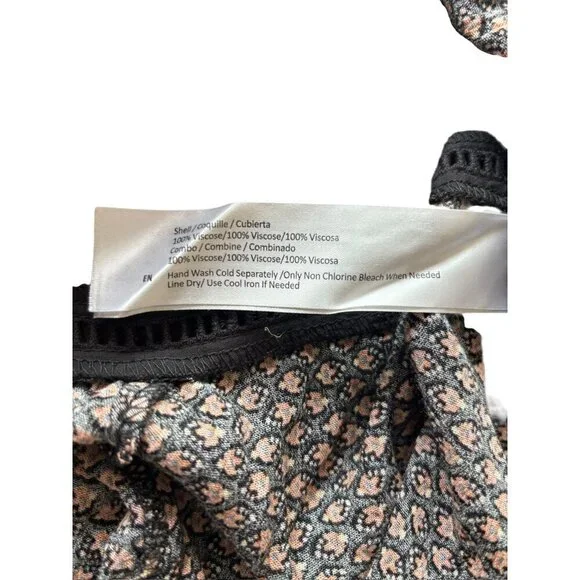 Chance & Destiny Band of Gypsies Women's Floral Top - Picture 7 of 7